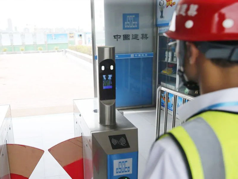 人臉識別機(jī)